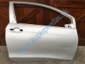 Predné pravé dvere TOYOTA YARIS III 3d